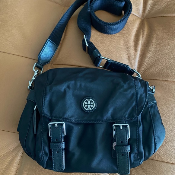 tory burch messenger bag - Picture 4 of 6